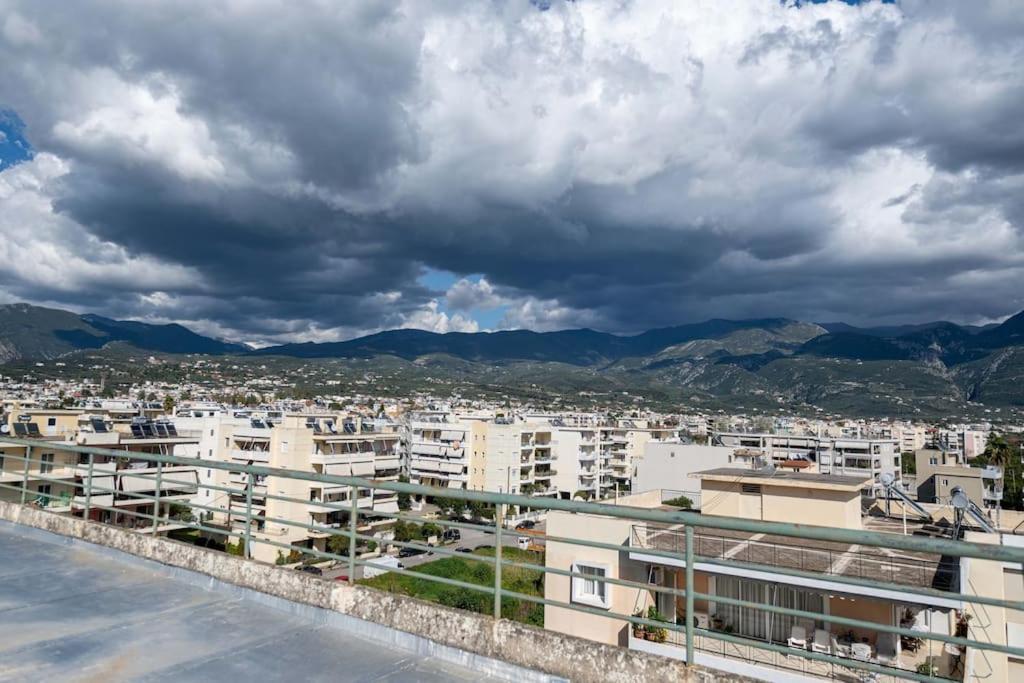 Skyhigh Haven Apartment Kalamata Exterior photo