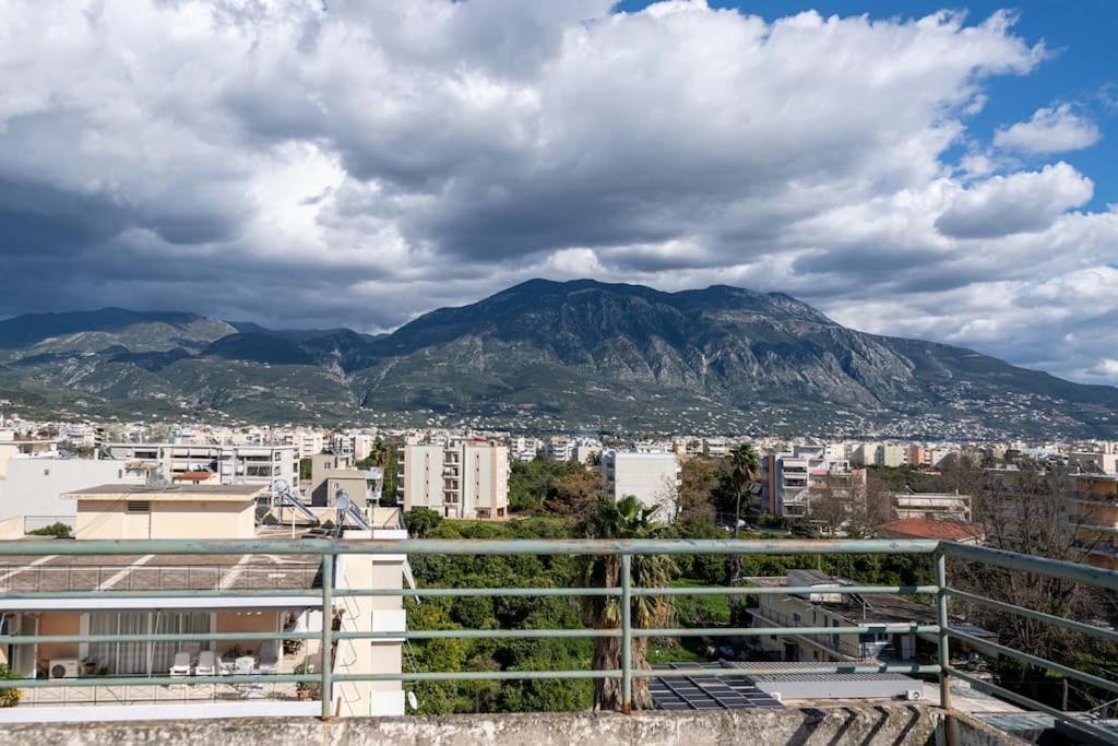 Skyhigh Haven Apartment Kalamata Exterior photo